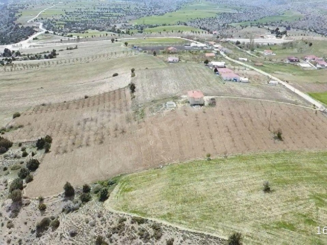 KORKUTELİ AŞAĞI KARAMAN YAYLASINDA SATILIK EV VE BAHÇELİ ARAZİ - Görsel 14