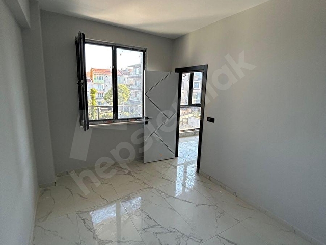 Barbaros’ta Denize Sıfır Sitede Leb-i Derya Manzaralı Sıfır 1+1! - Görsel 8