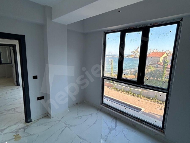 Barbaros’ta Denize Sıfır Sitede Leb-i Derya Manzaralı Sıfır 1+1! - Görsel 10