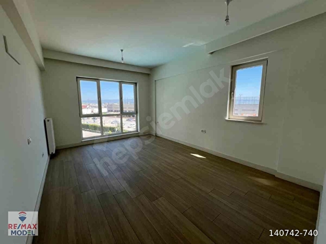REMAX MODEL DEN SİNPAŞ AQUA CİTYDE SATILIK 4+1 YALI DAİRESİ - Görsel 12