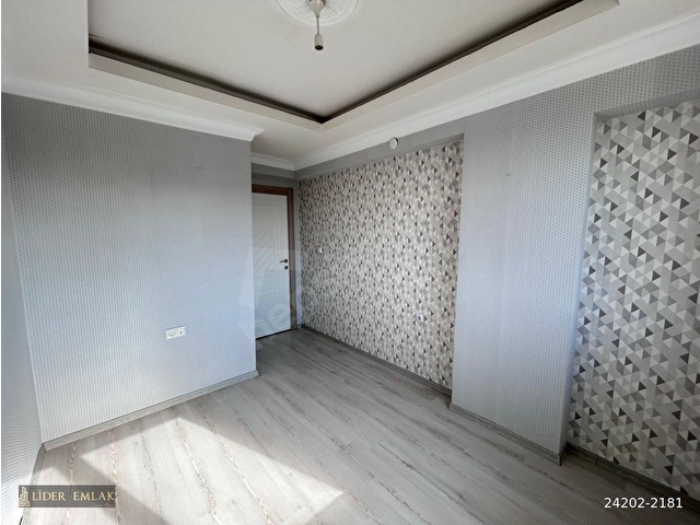 LİDER EMLAKTAN EBEVEYN BANYOLU **3+1** YAPILI SATILIK DAİRE - Görsel 19