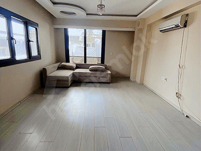 LAÇİNDEN ÇAMLIKULEDE SATILIK LUX DONANIMLI 2+1 DAİRE - Görsel 2