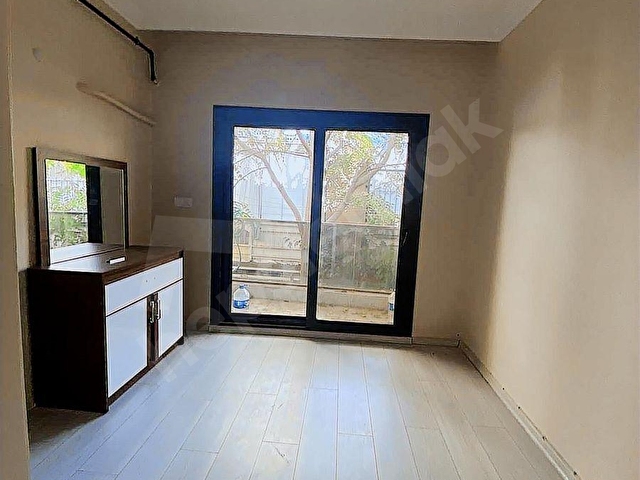 LAÇİNDEN ÇAMLIKULEDE SATILIK LUX DONANIMLI 2+1 DAİRE - Görsel 6