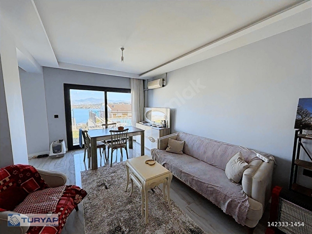 YENİFOÇADA HAVUZLU EMSALSİZ FIRSAT SATILIK 3+2 VİLLA - Görsel 2