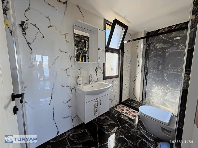 YENİFOÇADA HAVUZLU EMSALSİZ FIRSAT SATILIK 3+2 VİLLA - Görsel 18