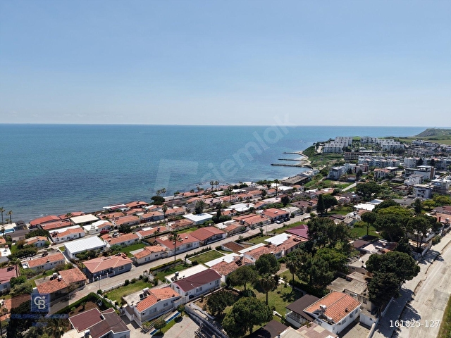 Karataşta Sağlık Sitesinde Deniz Manzaralı Bahçeli Yazlık - Görsel 23