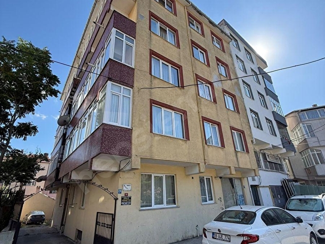 ÇORLU ŞEYHSİNAN SATILIK 2+1 GİRİŞ KAT DAİRE ÇOK UYGUN FİYATTA