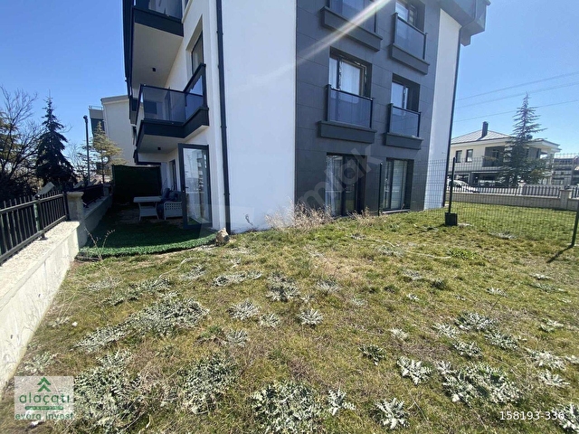 alaçatıdan , 2+1 GENİŞ BAHÇE KULLANIMLI EŞYALI SATILIK DAİRE - Görsel 19