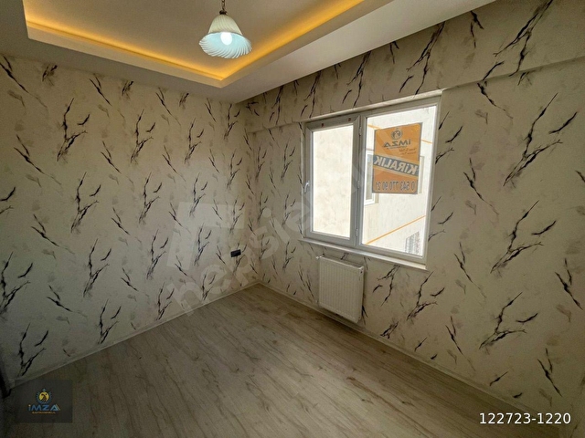 İMZADAN OSKA 4TE İÇİ YENİLENMİŞ,FULL YAPILI,İSKANLI AMERİKAN MUTFAK 2+1 DAİRE - Görsel 26