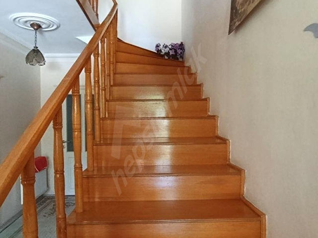 MEVLANA MAHALLESİNDE DERE YAPI TRİPLEX VİLLALARINDA 250 M2 ARSASI İÇİNDE 100 M2 MÜSTAKİL BİNA - Görsel 28