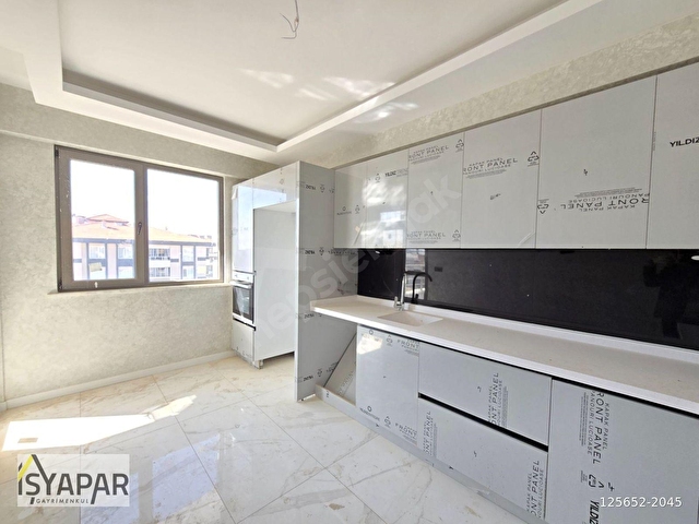 SELEHADDİN EYYUBİ MAHALLESİNDE KAHRAMANLAR CADDESİNE OLDUKÇA YAKIN FIRSAT 3+1 DAİRE - Görsel 11