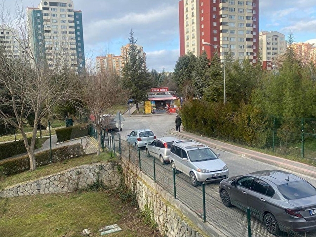 ERYAMAN EVLERİNDE KİRALIK KATTA 2+1 DOĞANKAYA SİTESİ OKUL YANI - Görsel 6