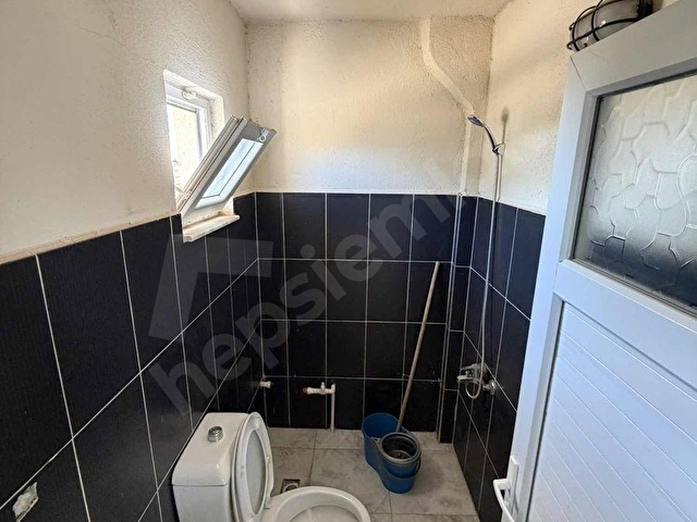 Altınova Mahallesinde 1000 m² Kiralık Depo, Tır Rampalı, Ofisli - Görsel 10