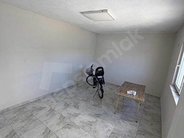 Altınova Mahallesinde 1000 m² Kiralık Depo, Tır Rampalı, Ofisli - Görsel 8