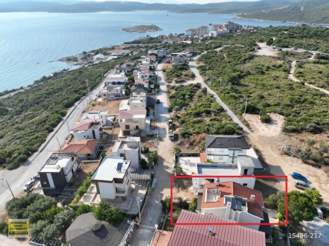 SIĞACIK AKKUM MEVKİİNDE DENİZ MANZARALI 200m2 4+1 TRİPLEKS VİLLA - Görsel 5