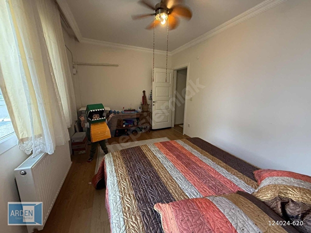 Seferihisar Çarşı Merkezinde Kapalı Otoparklı 2+1 Daire - Görsel 8