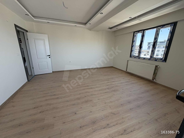CY GAYRİMENKULDEN 2+1 KAPALI MUTFAK SIFIR DAİRE - Görsel 3