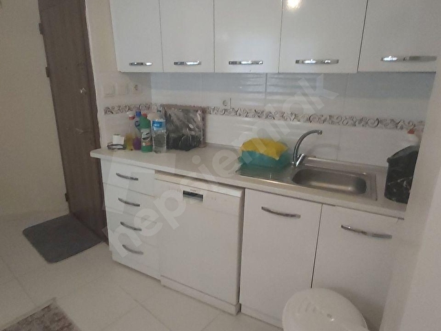 üsküdar merkezi lokasyonda full eşyalı 1+1 satılık daire - Görsel 23