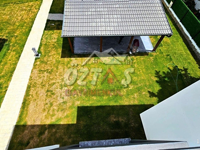 Seferihisar Cumhuriyet Mahallesinde Özel Havuzlu Müstakil Villa - Görsel 25