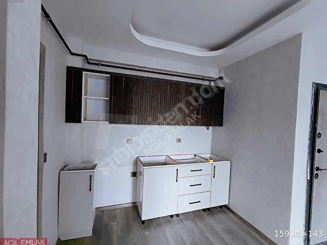 ACİL EMLAKTAN GÜLLÜBAĞ ATAKENTTE FUL SATILIK 1+1 DAİRE - Görsel 5