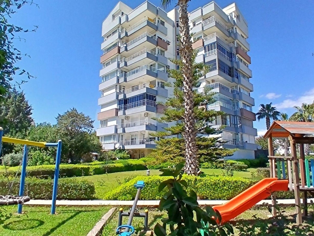 KONYAALTI GÜRSU DENİZE VE BOĞAÇAYA 300M SATILIK 4+1 DAİRE