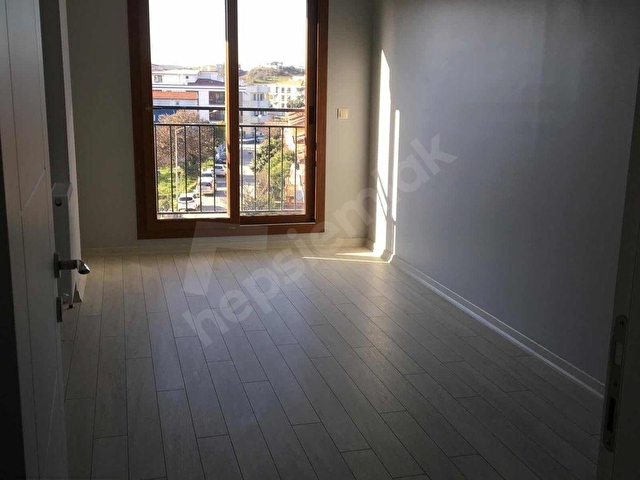 Seferihisar Rüya Kent Sitesi nde Acil Satılık 3+1 Daire - Görsel 11