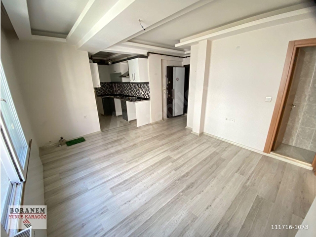 BUCA KOZAĞAÇ MEYDANDA 1+1 ARAKAT DOĞALGAZLI MERKEZİ KONUM KİRALIK DAİRE