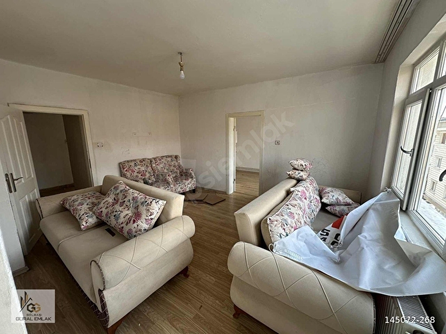 GÖLBAŞI GÖRAL EMLAK TAN 3+1 KİRALIK DAİRE CARŞI İÇİ