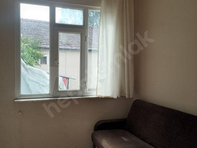 İZMİT YENİDOĞAN ÜSTÜN SOKAK 4 KAT 3+1 SOBALI DAİRE - Görsel 4
