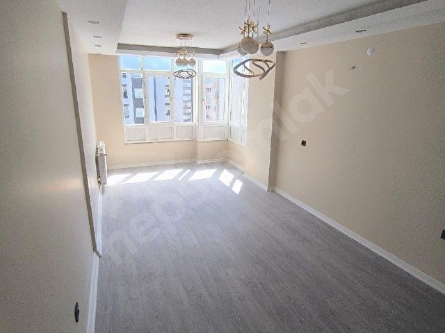 MAHFESIĞMAZDA YENİLENMİŞ MASRAFSIZ 4+1 SATILIK DAİRE - Görsel 15