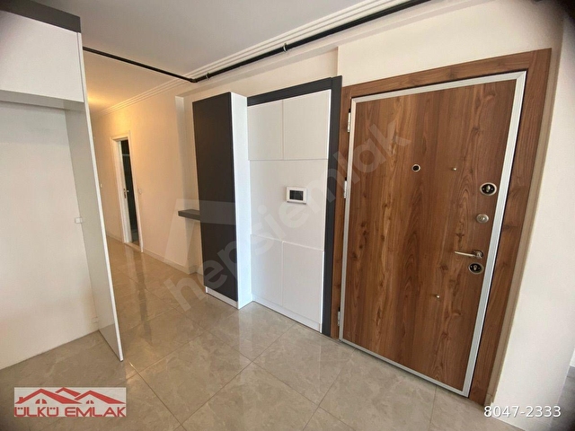 Bostanlı da deniz manzaralı 6 yıllık binada e. banyolu 3+1 - Görsel 25