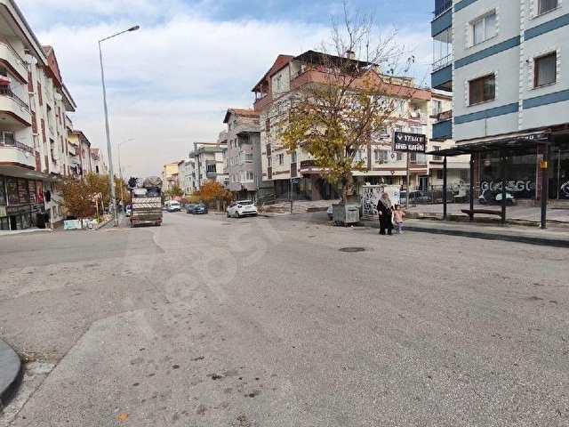 Cadde Üstü Kiracılı Yatırımcısına Satılık Dükkan - Görsel 12