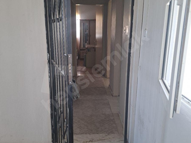 BORNOVA EVKA4 MERKEZDE KİRALIK FUL EŞYALI DAİRE - Görsel 2