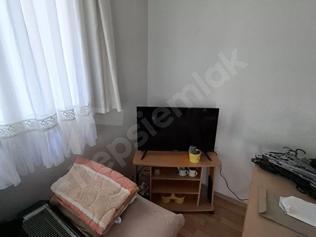 BORNOVA EVKA4 MERKEZDE KİRALIK FUL EŞYALI DAİRE - Görsel 5