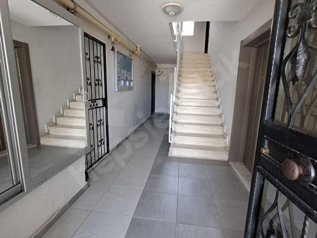 BORNOVA EVKA4 MERKEZDE KİRALIK FUL EŞYALI DAİRE