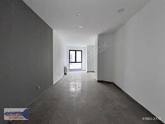 Sultanbeyli Aslan Plazada Prestijli Konumda Kiralık Ofis - Görsel 29