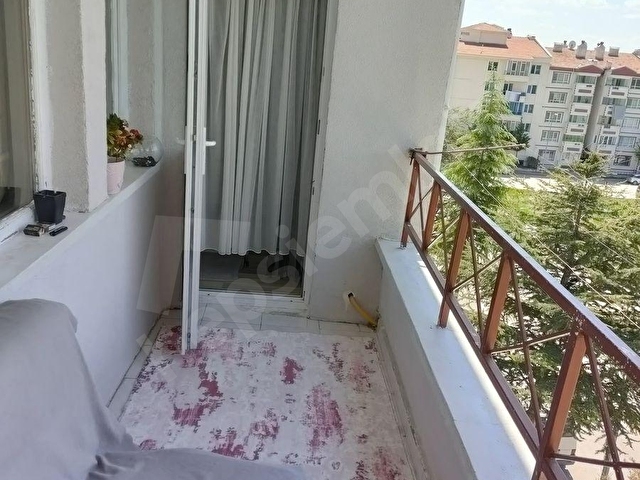 SİNCAN MEVLANA MAHALLESİNDE 3+1 CADDE CEPHELİ SATILIK DAİRE - Görsel 18
