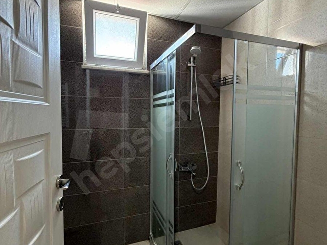 TOPLU KONUT BULVARINDA LÜX EŞYALI 1+1 DAİRE - Görsel 14