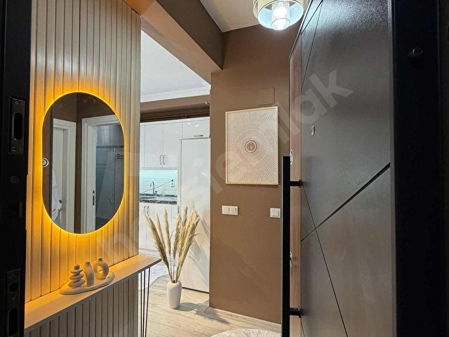 TOPLU KONUT BULVARINDA LÜX EŞYALI 1+1 DAİRE - Görsel 2