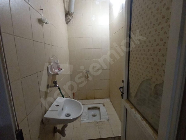 ADA EMLAK DAN  DEMETEVLER METRO YAKINI OTURMAYA HAZIR MOBİLYALI BAHÇE KATI  SATILIK 3+1 DAİRE - Görsel 27