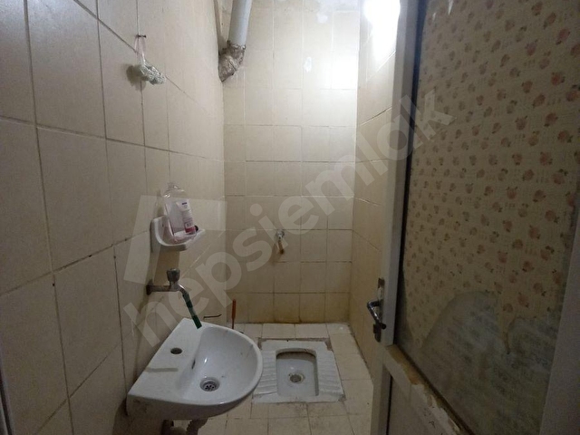 ADA EMLAK DAN  DEMETEVLER METRO YAKINI OTURMAYA HAZIR MOBİLYALI BAHÇE KATI  SATILIK 3+1 DAİRE - Görsel 29