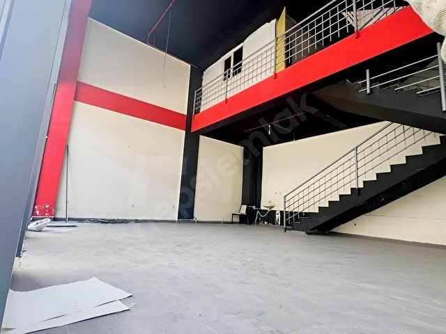 YENİKENT OTO CENTERDA 3 KATLI 280m2 TİCARİ DÜKKAN - Görsel 7