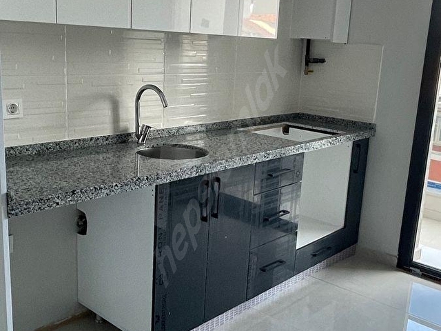 SATILIK SİTEDE SIFIR DAİRE - Görsel 7