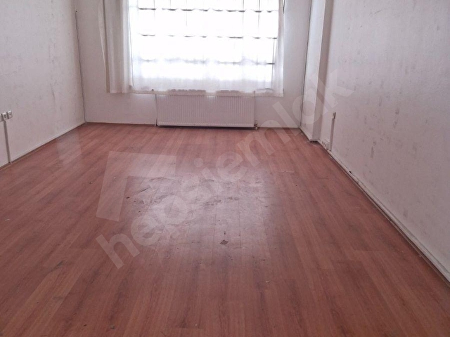 AŞAGI ÖVEÇLERDE KİRALIK 2+1 DAİRE GİRİŞ KAT LİZBON CADDESİNDE BAGIMSIZ SALON ÇETİN EMEÇ BULV.YAKINI - Görsel 4