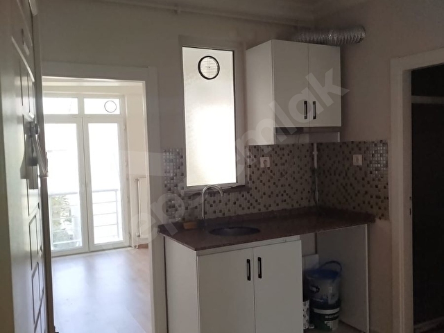 KENT EMLAKTAN SAKARYA CADDEDİ YAKINI KİRALIK 1+1 DAİRE - Görsel 8