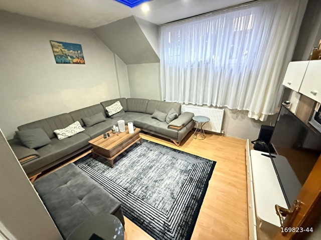 ŞAHİN İNŞAATTAN 50.YIL MAH 90 M² 2+1 FIRSAT BAHÇE KATI DAİRE