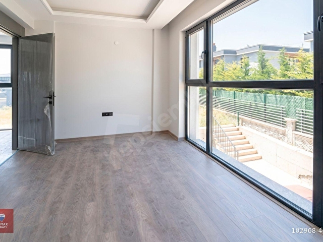 Yeni Bağlıca Lüks Satılık 4+1 Köşe Villa / REMAX ENBATI - Görsel 26