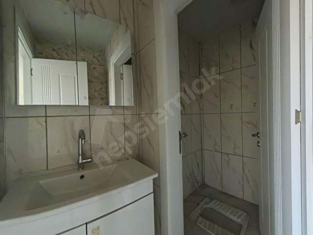 PİRİREİS MAHALLESİNDE 3+1 ZEMİNDEN ISITMA SATILIK DAİRE - Görsel 24