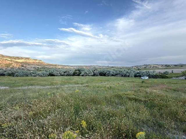 Göreme Çavuşin Arasında, Turizmin Kalbinde 2.040 m² Arazi