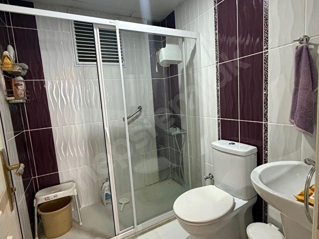 BP DEN DENİZEVLERİNDE DENİZE 50 M MESAFEDE FIRSAT 3+1 GENİŞ KULLANIŞLI AİLE APARTMANI ARA KAT DAİRE - Görsel 29